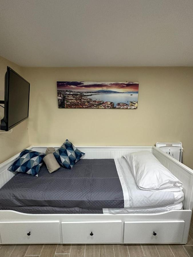 Bed and Breakfast Napoli Centro - La Casa Di Cate Экстерьер фото