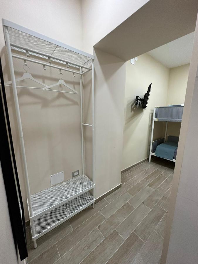 Bed and Breakfast Napoli Centro - La Casa Di Cate Экстерьер фото