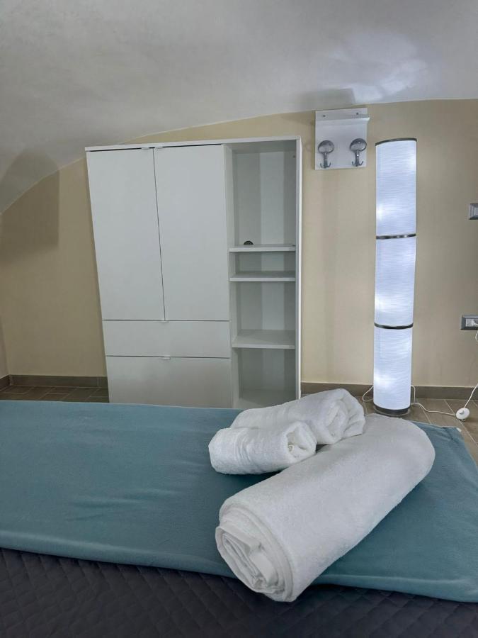 Bed and Breakfast Napoli Centro - La Casa Di Cate Экстерьер фото