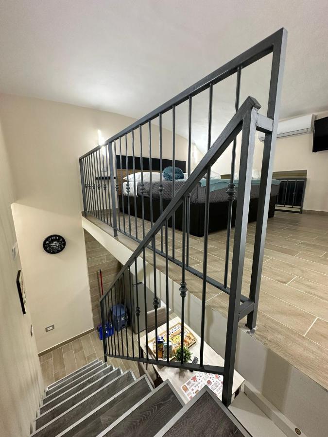 Bed and Breakfast Napoli Centro - La Casa Di Cate Экстерьер фото